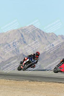 media/Dec-01-2025-Moto Forza (Mon) [[2daa91e15f]]/2-Intermediate Group/Session 4 Turn 9/